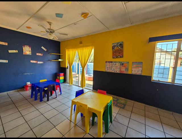717M² BUSINESS FOR SALE IN VANDERBIJLPARK SW 1